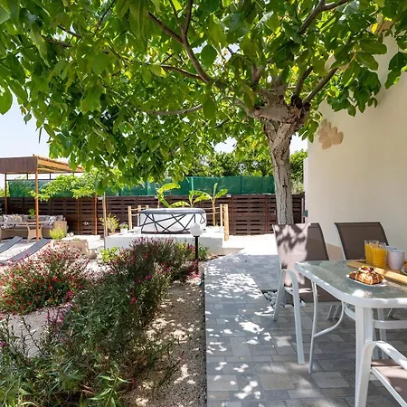 Appartement Mikros Paradeisos