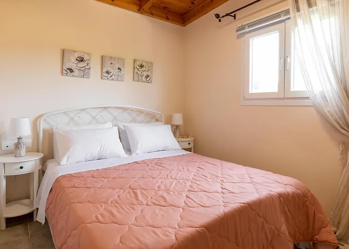 Mikros Paradeisos Daire *