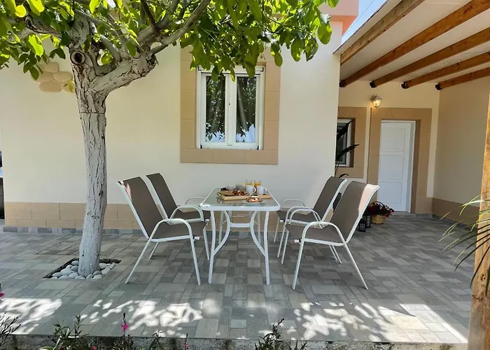 Mikros Paradeisos Daire